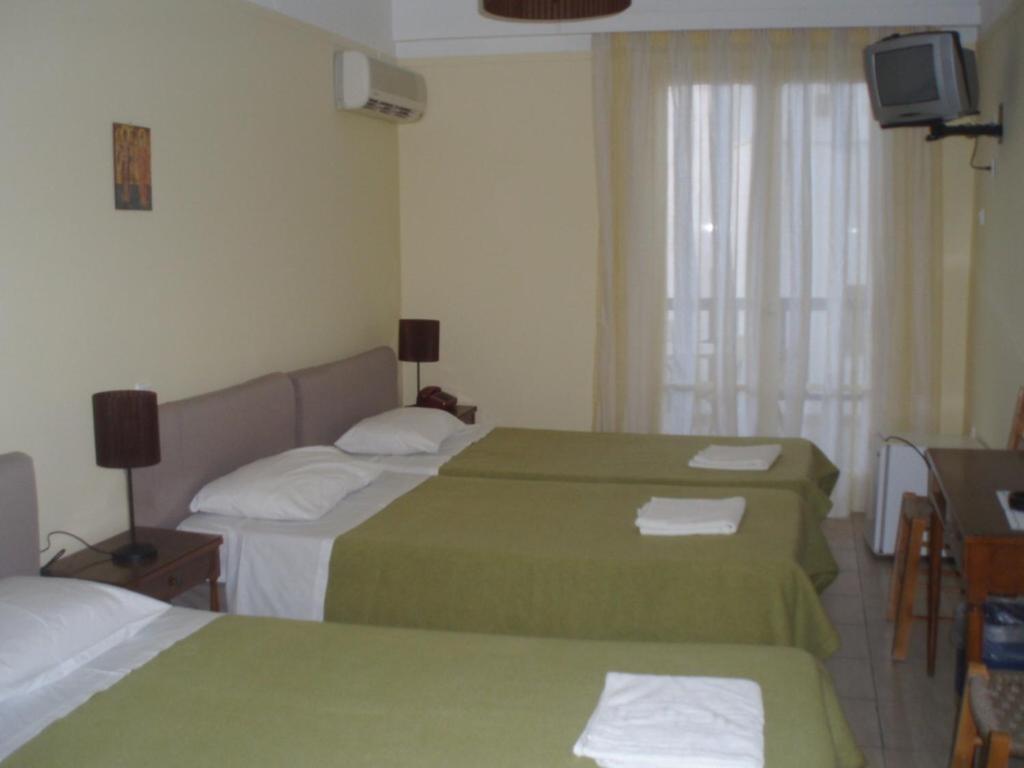 Delfinia Hotel Tinos Room photo